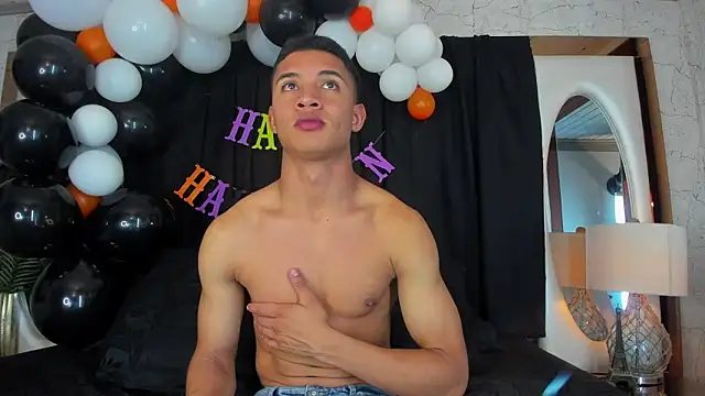 ALAN SANTHOS online show from October 31, 5:08 am