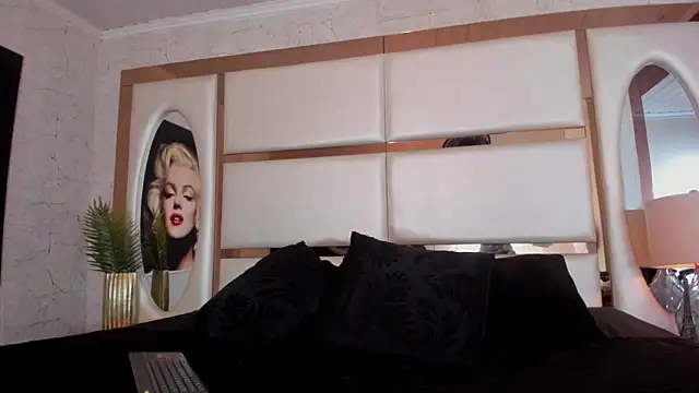 ALAN SANTHOS online show from March 6, 4:31 am