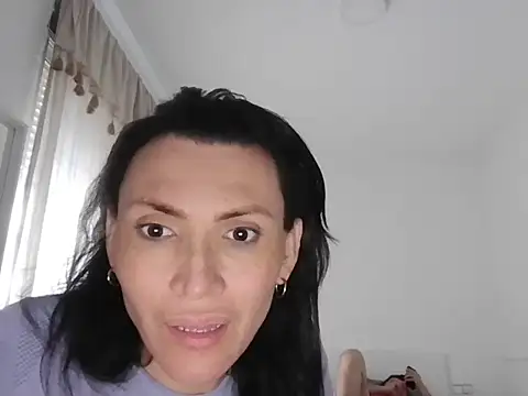 KimberllySaeez online show from March 27, 5:34 pm