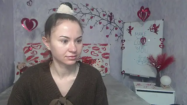 KaraCriegs online show from February 7, 10:13 pm