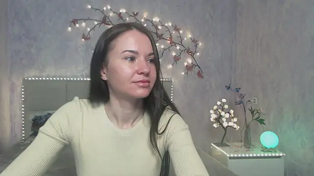 KaraCriegs online show from March 27, 6:40 pm