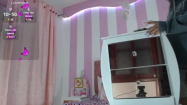 zaleya mateus online show from November 15, 10:34 am