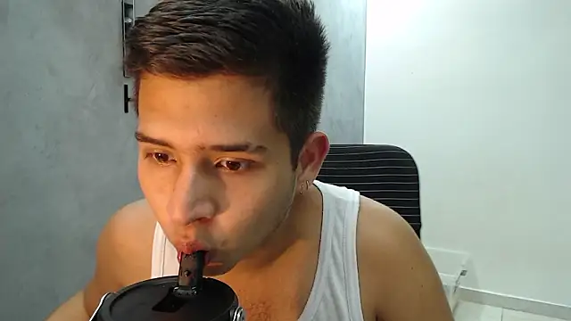 harold 18  online show from February 13, 5:09 pm