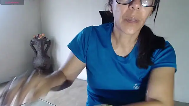 Snapshot of horny_paty chatting on July 3, 11:38 am horny paty online show from July 3, 11:38 am