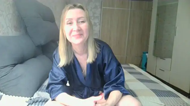 WindChristy online show from April 3, 9:13 pm