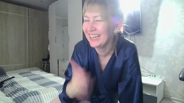 Snapshot of WindChristy chatting on April 30, 8:57 pm WindChristy online show from April 30, 8:57 pm