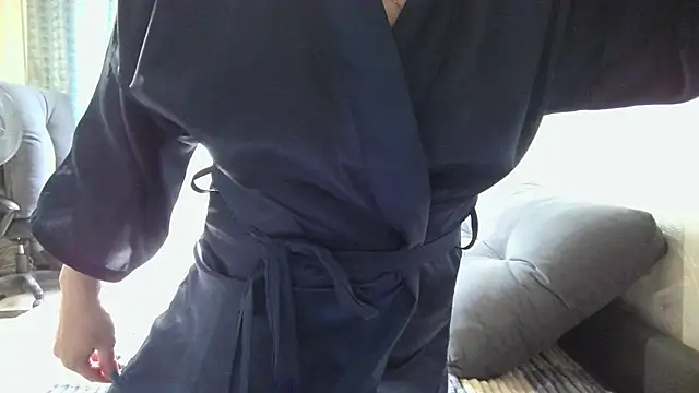 Snapshot of WindChristy chatting on May 12, 10:56 am WindChristy online show from May 12, 10:56 am