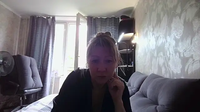 Snapshot of WindChristy chatting on May 24, 9:58 am WindChristy online show from May 24, 9:58 am