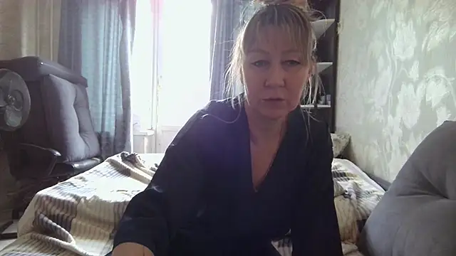 Snapshot of WindChristy chatting on May 27, 10:23 am WindChristy online show from May 27, 10:23 am