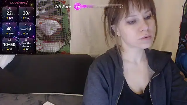 Snapshot of GinaAngelina chatting on April 19, 8:44 pm GinaAngelina online show from April 19, 8:44 pm