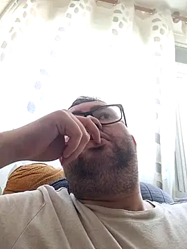 Javier bear online show from April 14, 11:49 am