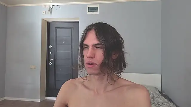 mollymila online show from March 6, 8:44 am