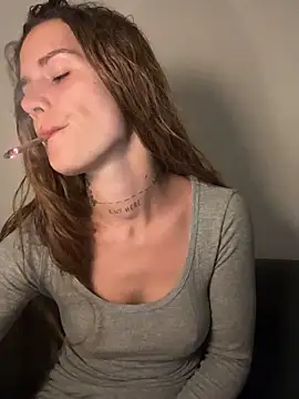 EmiliaCatalina online show from March 4, 11:22 pm