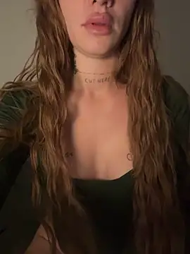 EmiliaCatalina online show from March 24, 11:21 pm