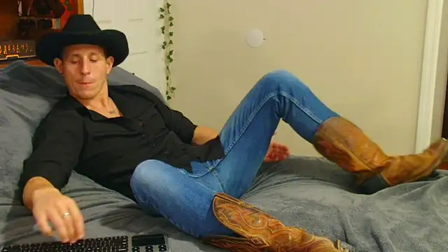 zack Fisher online show from December 22, 11:46 pm