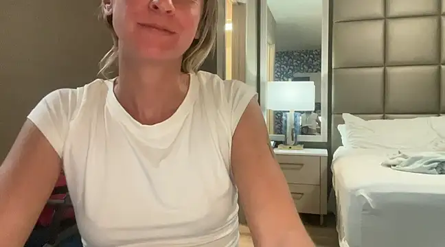 Snapshot of Aggbb chatting on January 16, 3:23 am Aggbb online show from January 16, 3:23 am