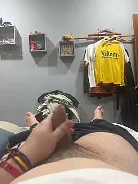 Snapshot of GarciaITO_3 chatting on February 20, 11:00 am GarciaITO 3 online show from February 20, 11:00 am