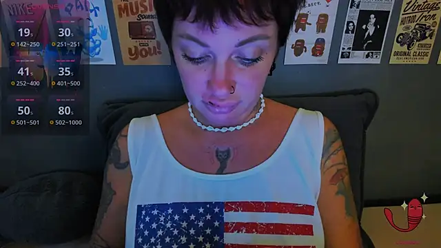 Snapshot of EllieOz chatting on June 29, 6:41 pm EllieOz online show from June 29, 6:41 pm