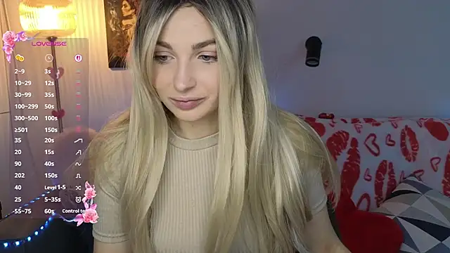 Snapshot of Yoda21 chatting on February 15, 11:19 am Yoda21 online show from February 15, 11:19 am