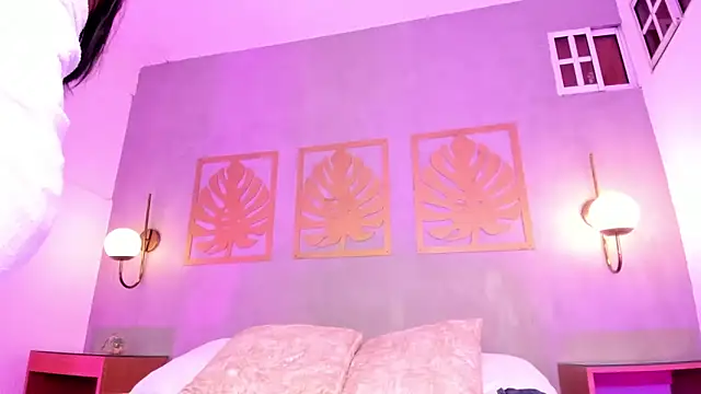 majo rosse  online show from March 9, 7:07 pm