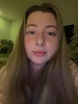 curvyflawless online show from January 12, 6:16 pm