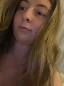 curvyflawless online show from February 1, 3:07 pm