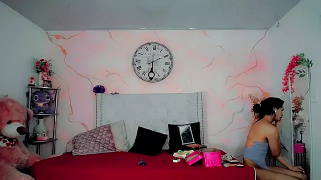 maria camilacms online show from April 9, 6:13 pm