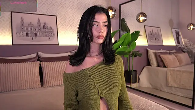 ElleDiane online show from March 26, 10:59 pm