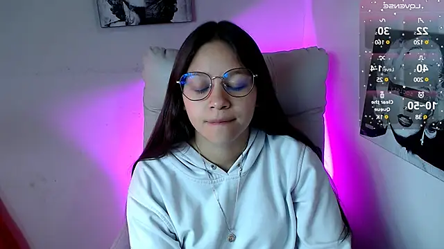 SamanthaRoldaan online show from March 1, 2:44 pm