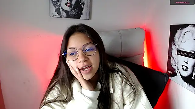 SamanthaRoldaan online show from March 6, 3:45 pm