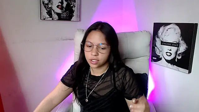 SamanthaRoldaan online show from March 15, 8:54 pm