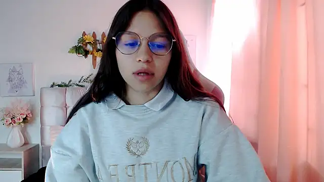 SamanthaRoldaan online show from September 9, 3:00 pm