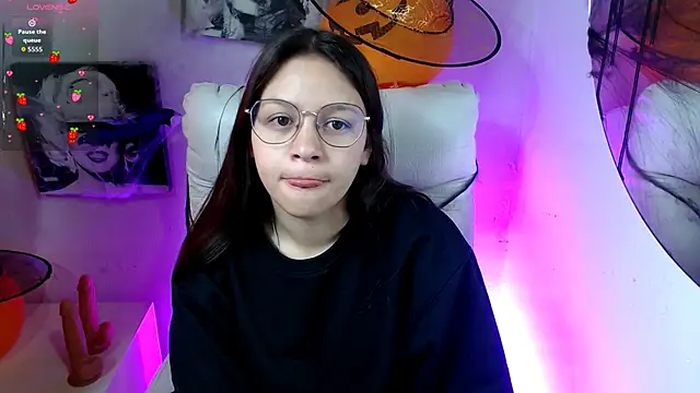 SamanthaRoldaan online show from October 21, 2:29 pm