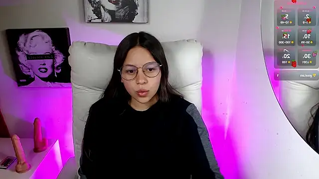 SamanthaRoldaan online show from January 9, 9:38 pm