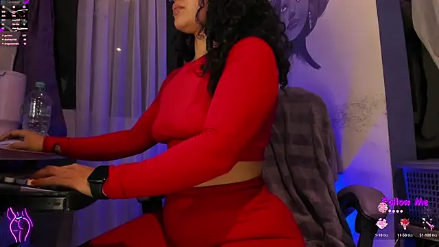 witchviolet online show from November 8, 4:01 am