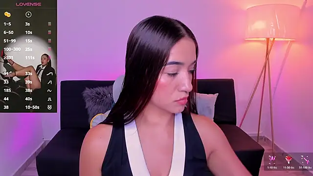 Snapshot of Antonella_Grayy chatting on May 30, 9:45 pm Antonella Grayy online show from May 30, 9:45 pm