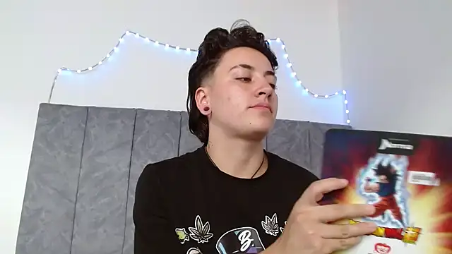 linda 33 online show from September 25, 7:06 pm