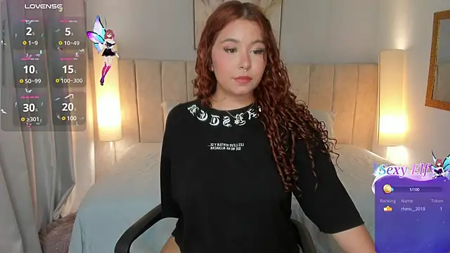 Snapshot of Atenea_cuteee chatting on March 18, 5:20 am Atenea cuteee online show from March 18, 5:20 am