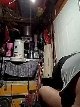 prettyboi6992 online show from March 7, 11:07 am