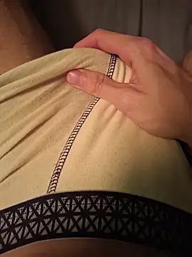 FreezingTie850 online show from March 25, 10:16 pm