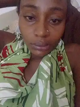 Snapshot of Naughtyy_xx chatting on September 12, 10:15 am Naughtyy xx online show from September 12, 10:15 am