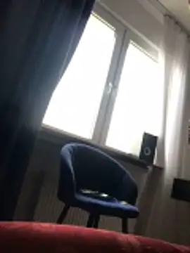 BigAssKi online show from April 5, 1:52 pm