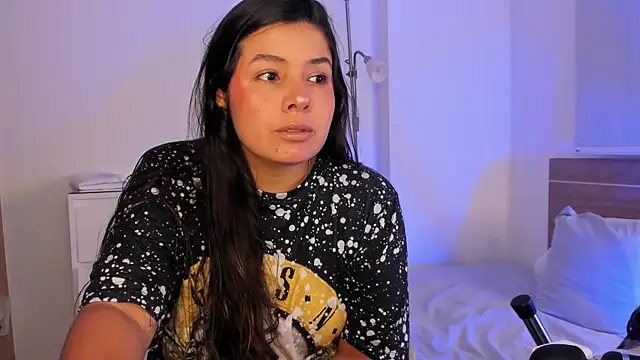 Snapshot of miaa_daniels chatting on June 3, 10:59 pm miaa daniels online show from June 3, 10:59 pm