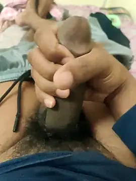 Snapshot of Rajupink_21 chatting on December 5, 3:30 pm Rajupink 21 online show from December 5, 3:30 pm