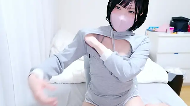 Snapshot of _HIKARU_ chatting on March 17, 11:42 am HIKARU online show from March 17, 11:42 am