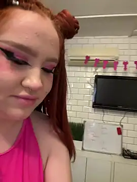 RollingGirls online show from March 10, 8:15 am