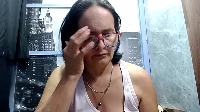 Nastylatinaxxx online show from February 12, 11:38 am