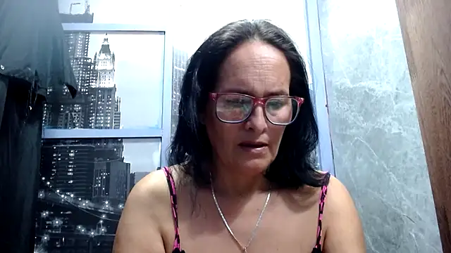 Snapshot of Nastylatinaxxx chatting on April 19, 8:00 pm Nastylatinaxxx online show from April 19, 8:00 pm