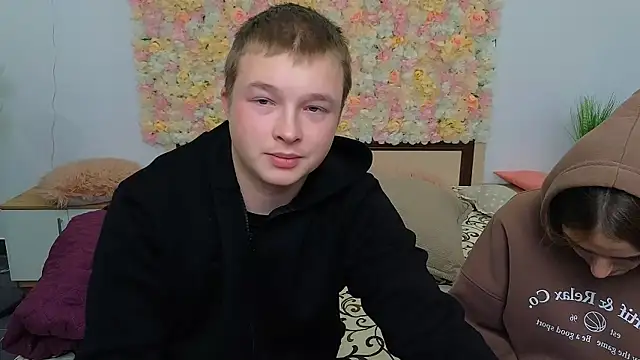  Olli  Stiw  online show from September 28, 6:52 am