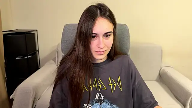 AliceKolltt online show from February 24, 7:01 pm